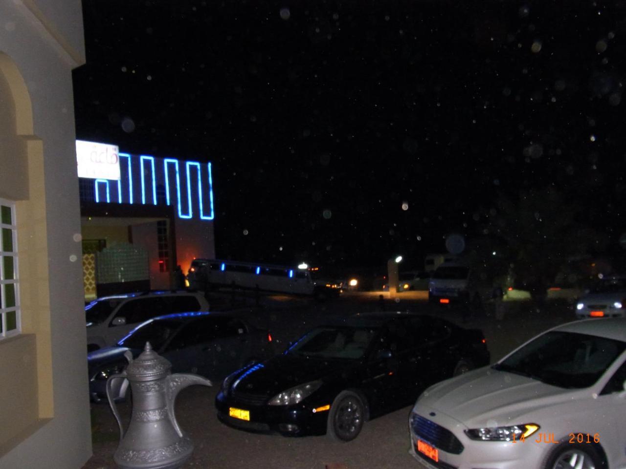 Al Ghazlan Hotel Sinaw Ruddah Bagian luar foto