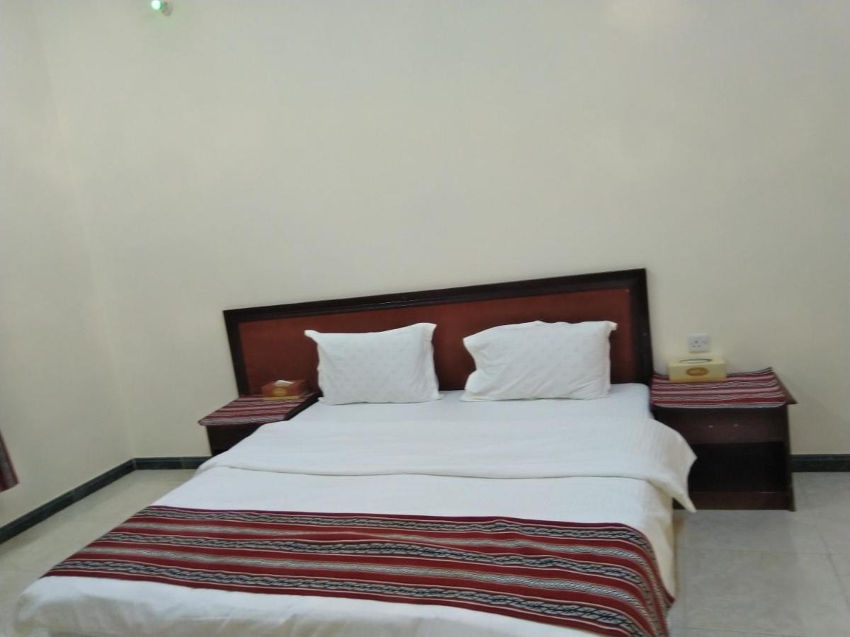 Al Ghazlan Hotel Sinaw Ruddah Bagian luar foto